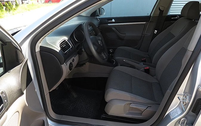 Volkswagen Golf cena 25700 przebieg: 194000, rok produkcji 2010 z Niemcza małe 781